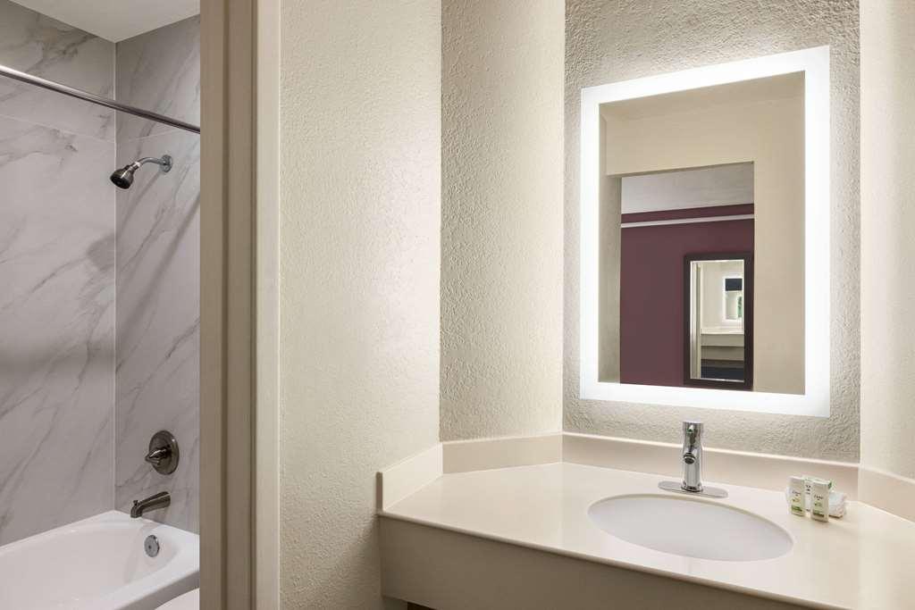 La Quinta Inn By Wyndham San Antonio Lackland Oda fotoğraf
